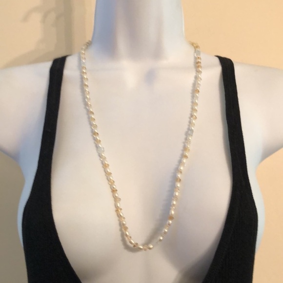 𝅺Curated bundle artisan made  freshwater pearls necklace and bracelet - Picture 4 of 5